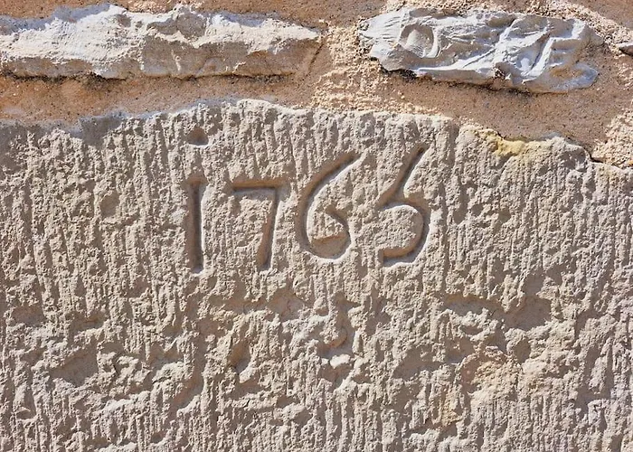 Authentique Maison Du Quercy Varaire